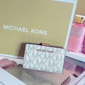 White Michael Kors Small Bifold Wallet